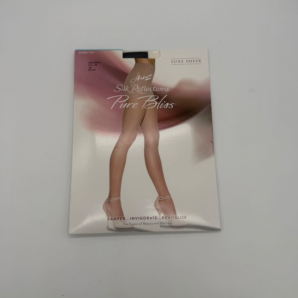 Hanes Silk Reflections Pure Bliss Luxe Sheer Pantyhose Jet Black AB 0B047